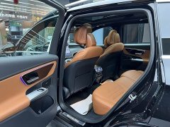 Mercedes-Benz GLC 260 L 4MATIC Luxury 5-Seater - фото 7