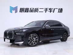BMW 7 Series 2023 735Li M Sports Package - фото 2