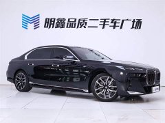 BMW 7 Series 2023 735Li M Sports Package - фото 5