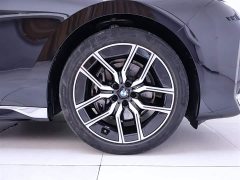 BMW 7 Series 2023 735Li M Sports Package - фото 6