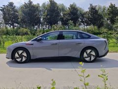 FAW EH7 640 AWD Edition - фото 3