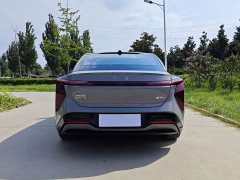 FAW EH7 640 AWD Edition - фото 8