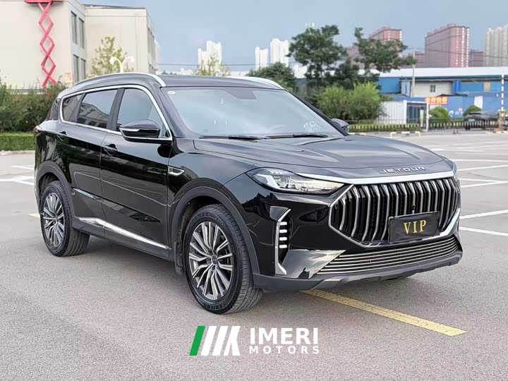 Jetour X70 PLUS 1.6T DCT 5 - автомобиль из Китая