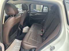 BMW X4 facelift xDrive 25i M sports package - фото 9