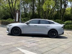 Changan UNI-V 1.5T Version - фото 4