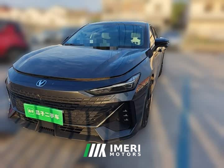 Changan UNI-V 1.5T Premium Version - автомобиль из Китая