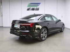 Audi A6L facelift 40 TFSI luxury and dynamic - фото 4
