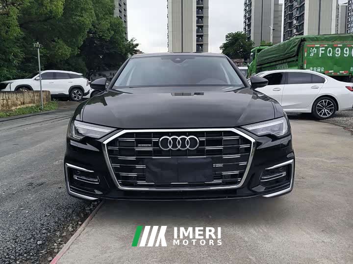 Audi A6L 45 TFSI Version - автомобиль из Китая