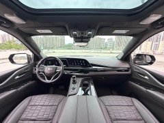 Lexus Escalade 6.2L Plus Edition - фото 8