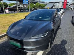 Tesla Model 3 Edition - фото 1