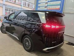 Denza D9 DM-i 980 AWD Version - фото 3