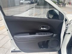 Lynk & Co Binzhi 2020 220 TURBO CVT Elite Edition - фото 7