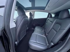 Tesla Model Y Edition - фото 7