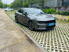 Lynk & Co 03 1.5TD DCT Plus - фото 3