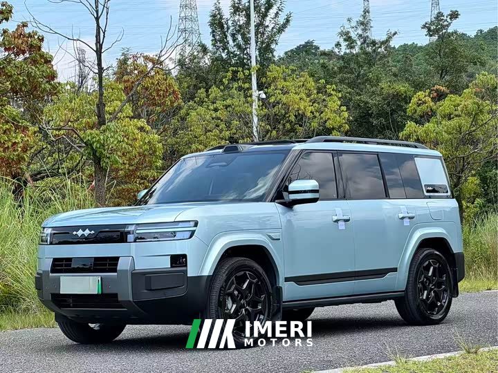 Tesla 7 190KMAWDUltra Edition - автомобиль из Китая