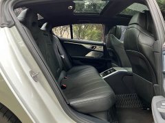 BMW 8 840i M - фото 13