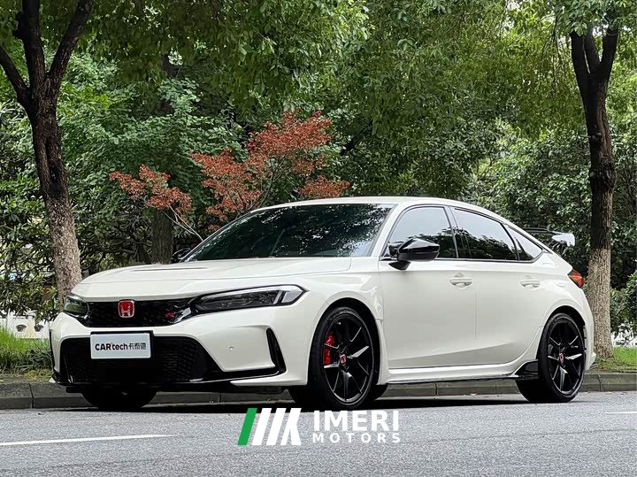 BMW 2.0T 420TURBO TYPE R - автомобиль из Китая