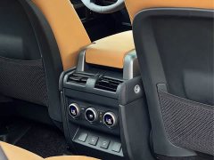 Land Rover 110 5.0T V8 - фото 19