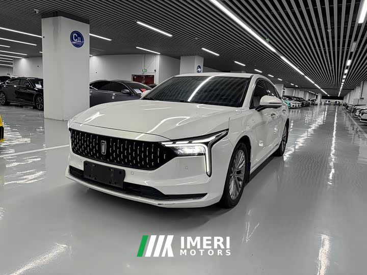Lynk & Co B70 1.5T Version70Anniversary Edition - автомобиль из Китая