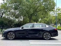 BMW 5 530Li Version M - фото 7