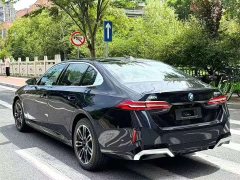BMW 5 530Li Version M - фото 9