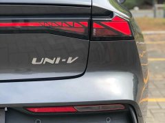 Changan UNI-V 1.5T Premium Version - фото 8