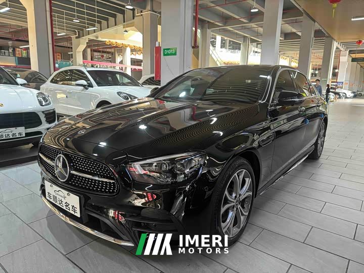 Mercedes-Benz E 300 L Premium Version