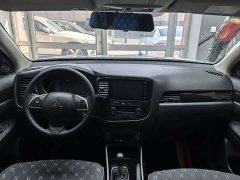 Mercedes-Benz 2.0L 2WD Edition 5 - фото 9