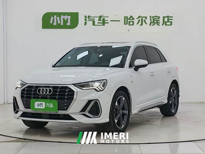 Audi Q3 35 TFSI Fashion Version