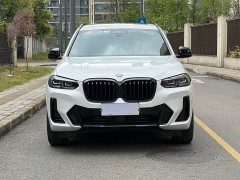 BMW X3 xDrive30i Deluxe Version M - фото 2