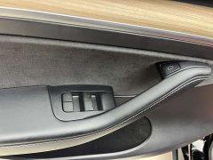 Tesla Model Y Edition - фото 9