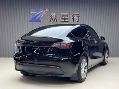 Tesla Model Y Edition - фото 4