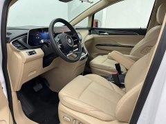 Buick GL8 Deluxe Edition - фото 7