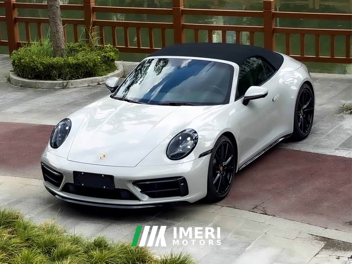 Porsche 911 Carrera Cabriolet 3.0T