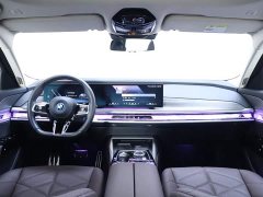 BMW i7 eDrive50L Leading M Sports Package - фото 13