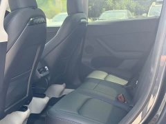 Tesla Model Y Edition - фото 11