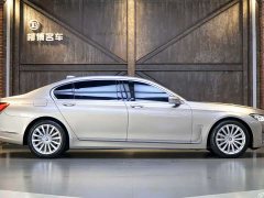 BMW 7 Series 2021 730Li Luxury Package - фото 20
