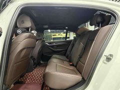 BMW 5 530Li Version M - фото 5