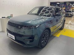 Land Rover 400PS Dynamic SE - фото 1