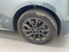 Land Rover 400PS Dynamic SE - фото 3