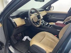Land Rover 400PS Dynamic SE - фото 6