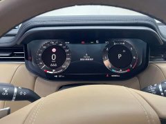 Land Rover 400PS Dynamic SE - фото 8