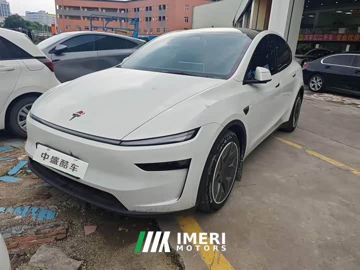 Tesla Model Y L Long Range Edition - автомобиль из Китая