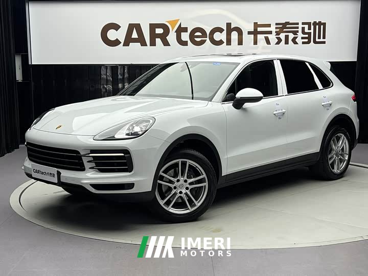 Porsche Cayenne 2019 Cayenne 3.0T - автомобиль из Китая