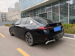 BMW 5 530Li Version M - фото 7