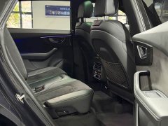 Audi Q8 55 TFSI Version - фото 11