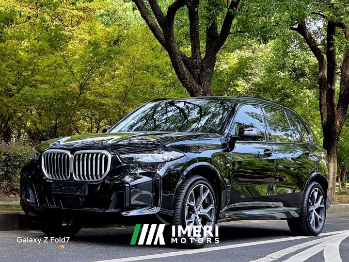 BMW X5 xDrive 30Li Deluxe VersionM - автомобиль из Китая