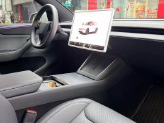 Tesla Model Y Long Range Edition - фото 2
