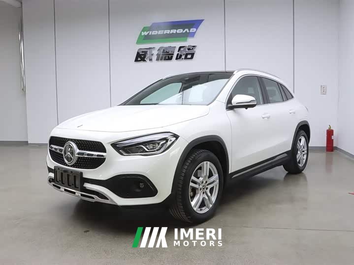Mercedes-Benz GLA Facelift II GLA 200 - автомобиль из Китая