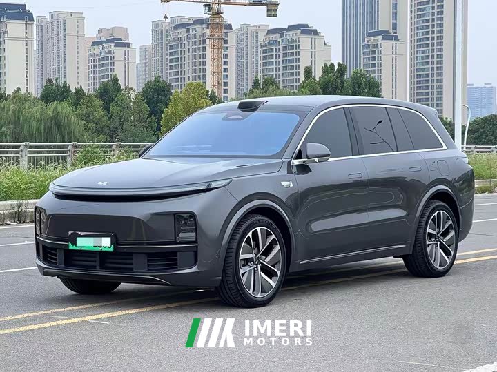 Li Auto L8 Max - автомобиль из Китая